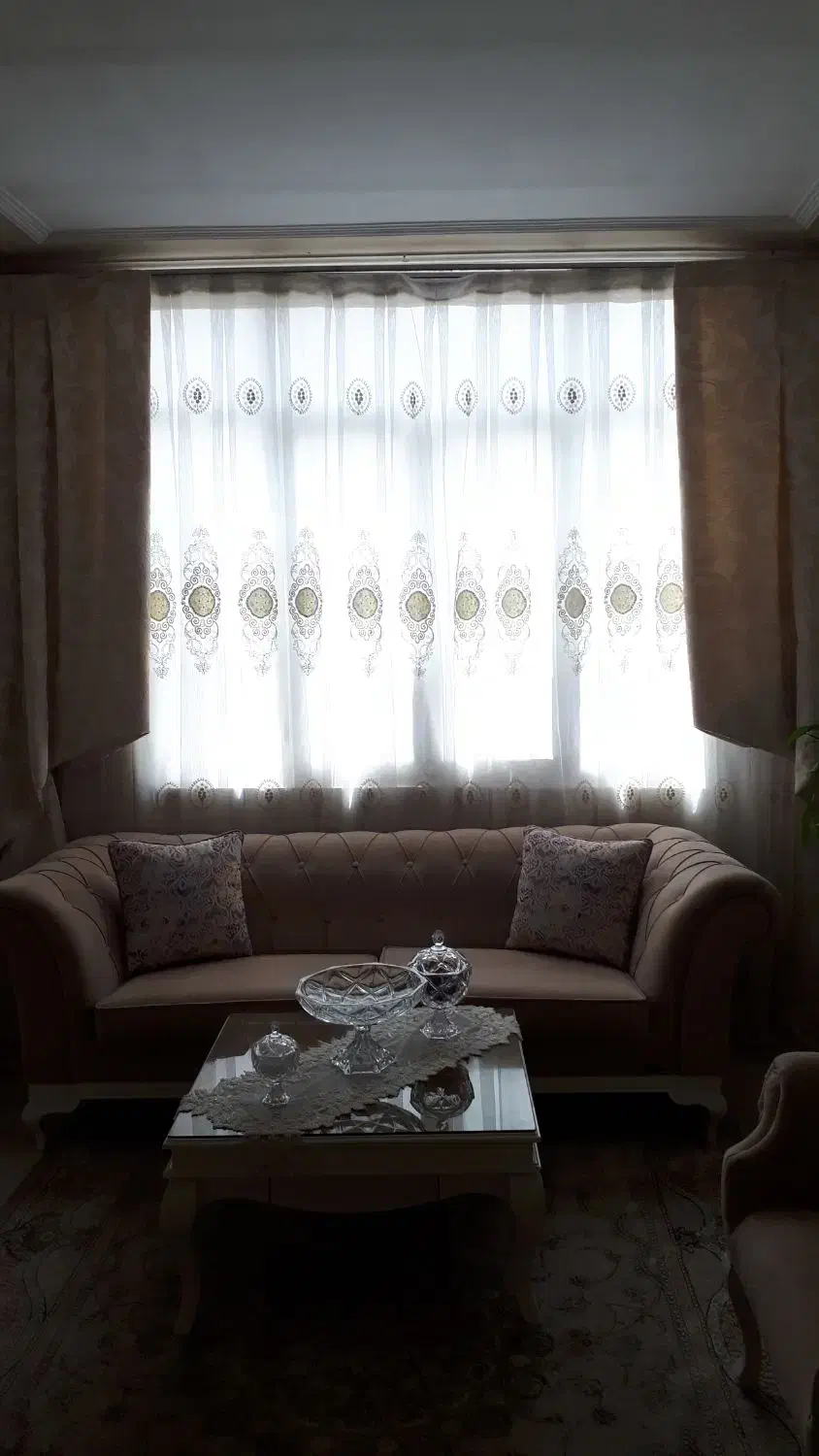 فروش فوری پرده ترک به همراه دو والان|پرده، رانر، رومیزی|تهران, افسریه جنوبی|دیوار