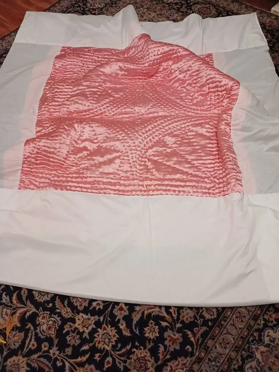 لحاف|رختخواب، بالش، پتو|شهر ری, منصوریه منگل|دیوار