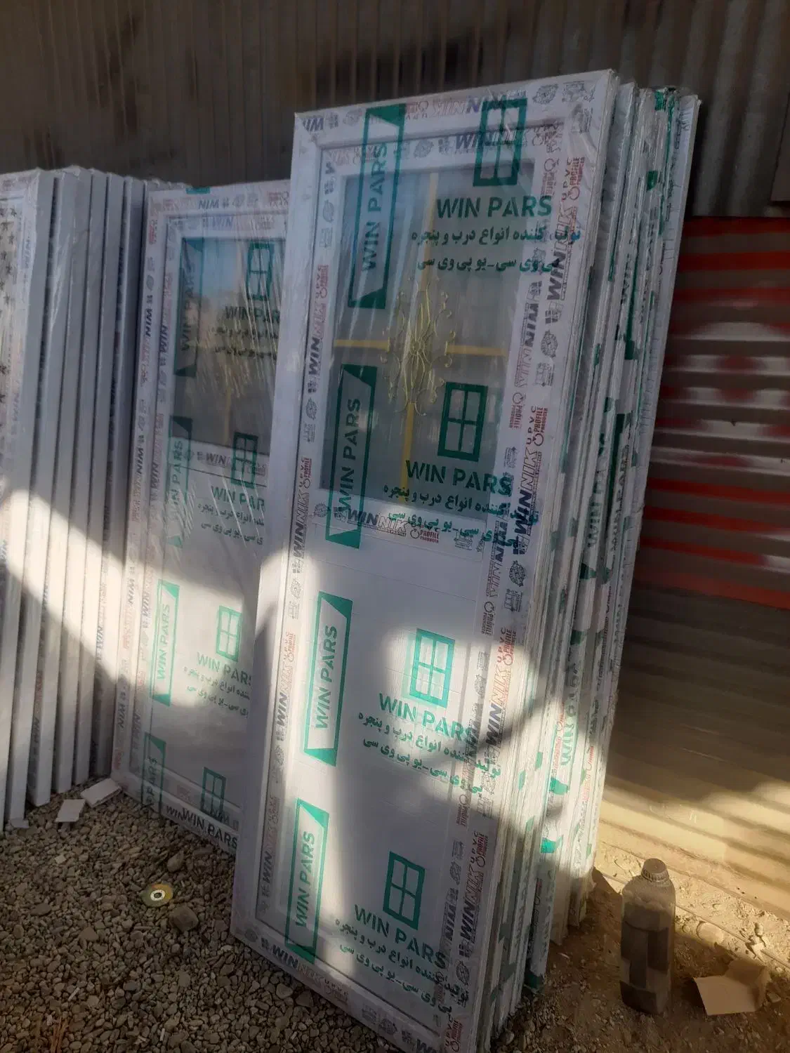 درب انباری سرویس48196باغی تک لنگه حمام نفررو46919y|مصالح و تجهیزات ساختمان|چهارباغ, |دیوار