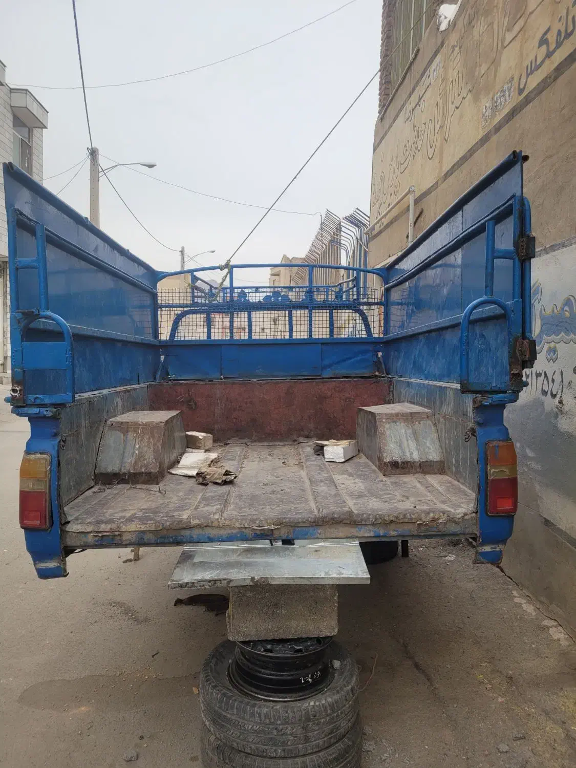 اتاق عقب نیسان شرکتی فابریک و دست ساز کمپرسی|قطعات یدکی و لوازم جانبی|شهرضا, |دیوار