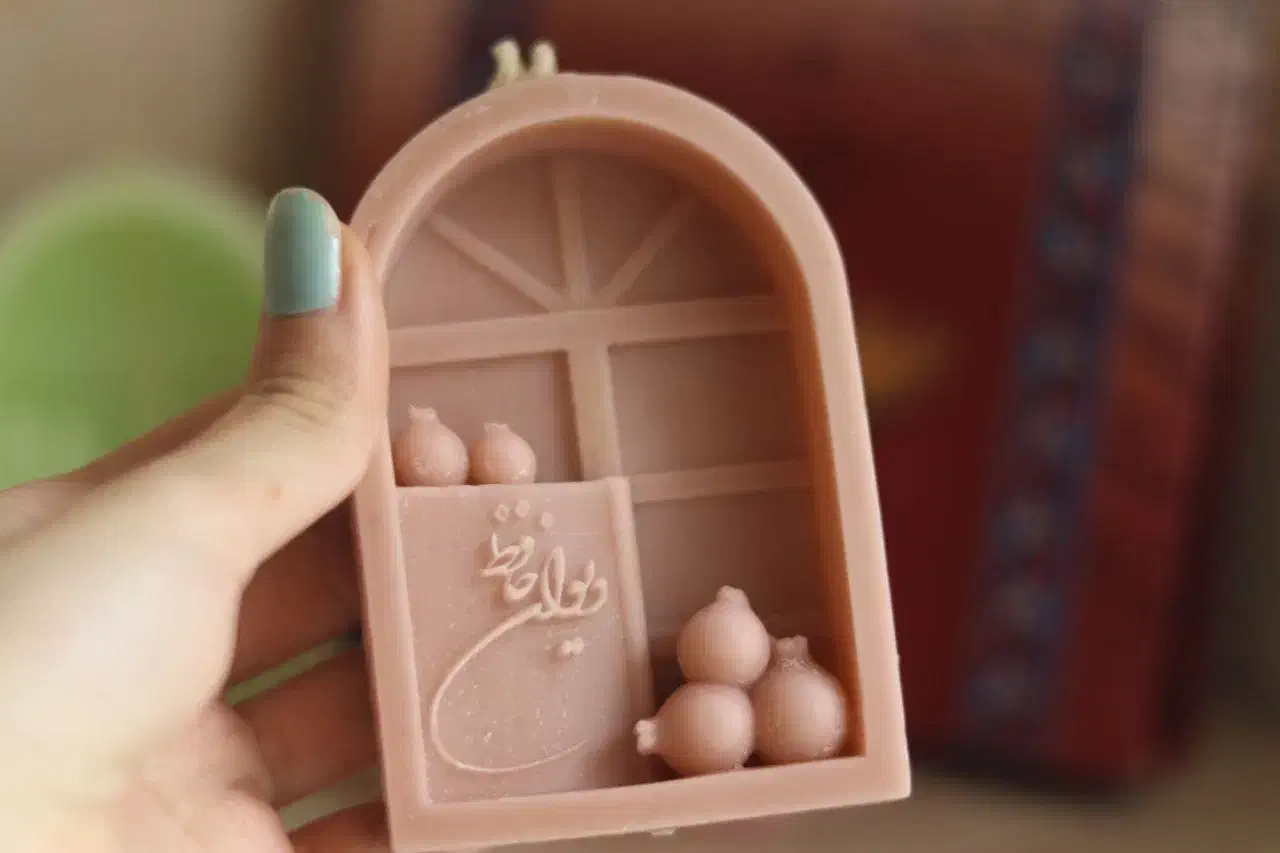 شمع شب یلدا|صنایع دستی و سایر لوازم تزئینی|اصفهان, خواجه عمید|دیوار