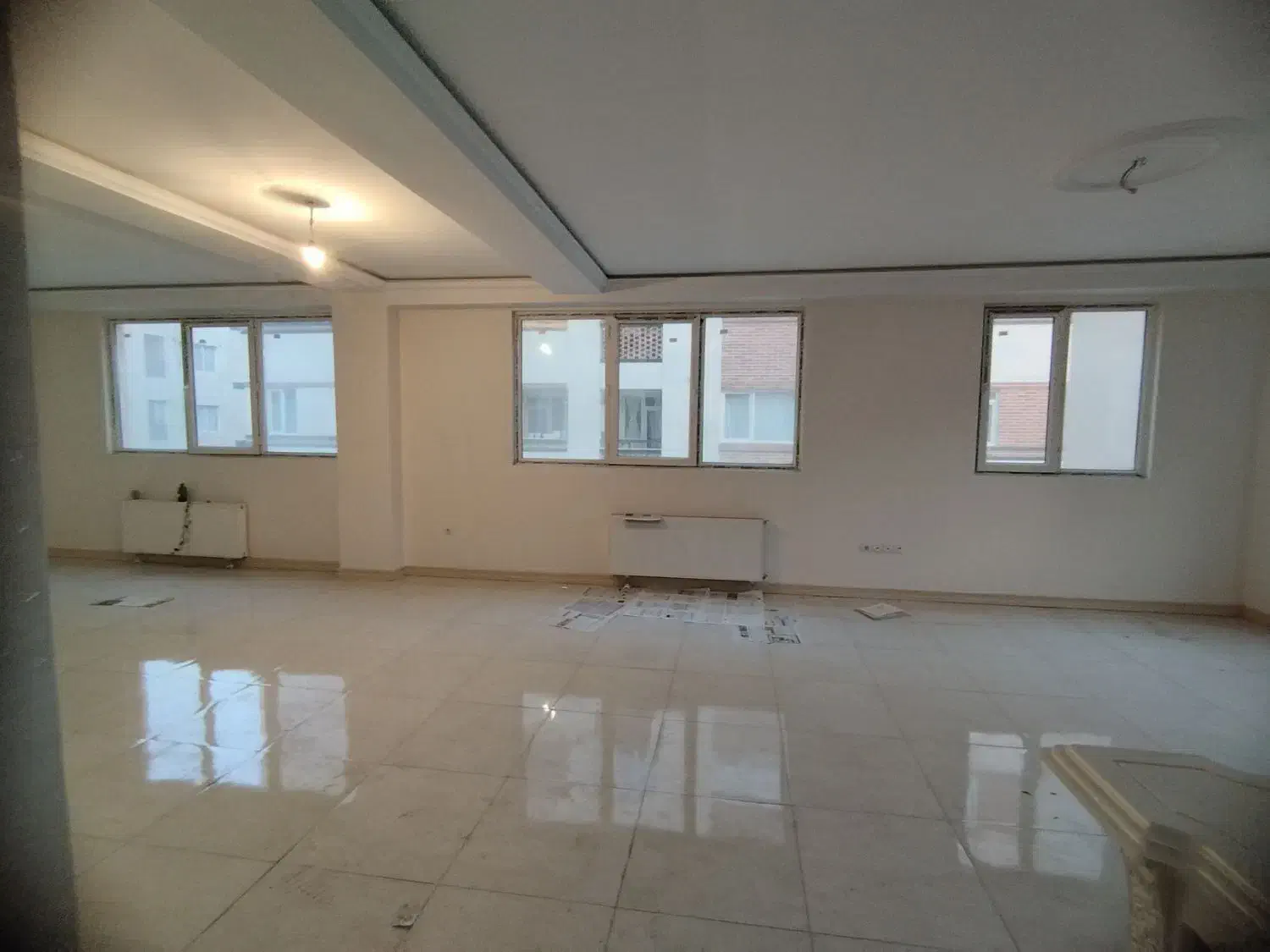 آپارتمان ۱۱۰متری/وردآورد/۲خواب/ غرق نور