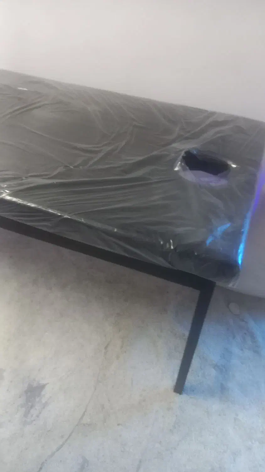 فروش یک عدد تخت ماساژ نو|آرایشگاه و سالنهای زیبایی|اصفهان, حسینآباد|دیوار