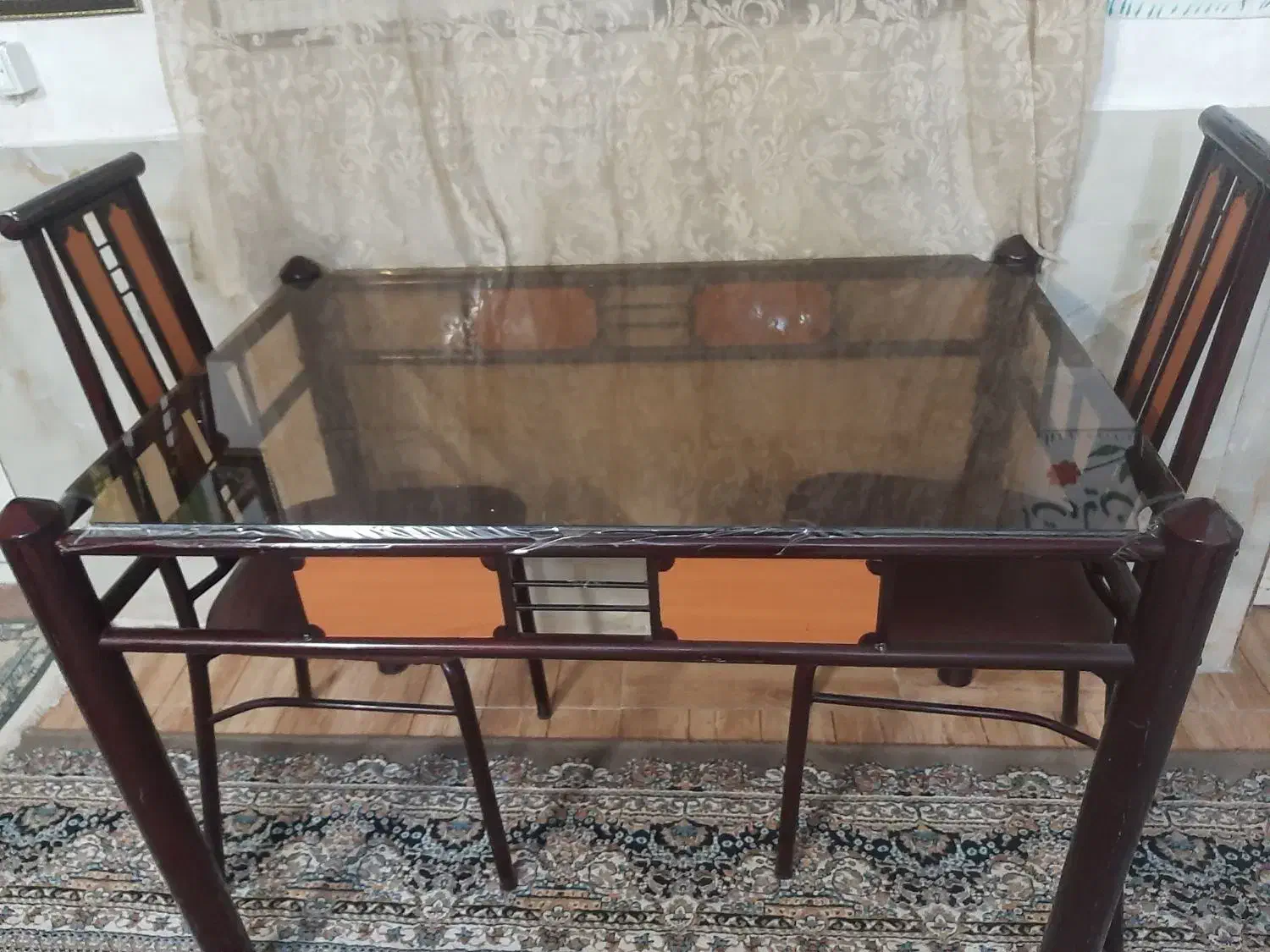 میز غذاخوری بادو صندلی وشیشه نشکن|میز و صندلی غذاخوری|خرم‌آباد, |دیوار