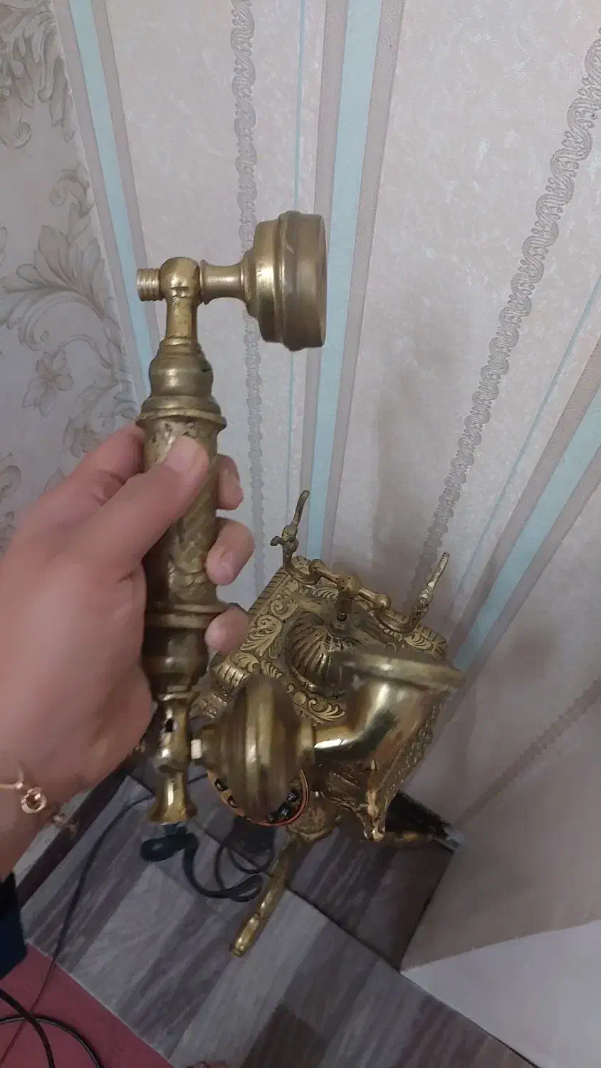 تلفن ایستاده|تلفن رومیزی|رباطکریم, الارد|دیوار