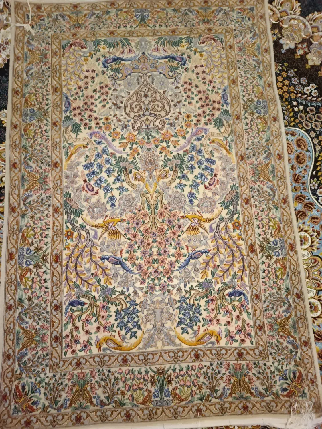 قالی کلک ابریشم|فرش|اصفهان, کنگاز|دیوار