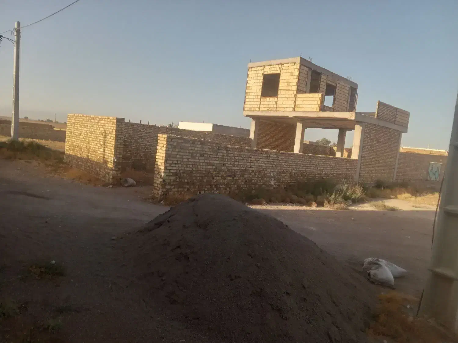 فروش ساختمان نیمه کاره مسکونی|پیشفروش املاک|دشتابی, |دیوار