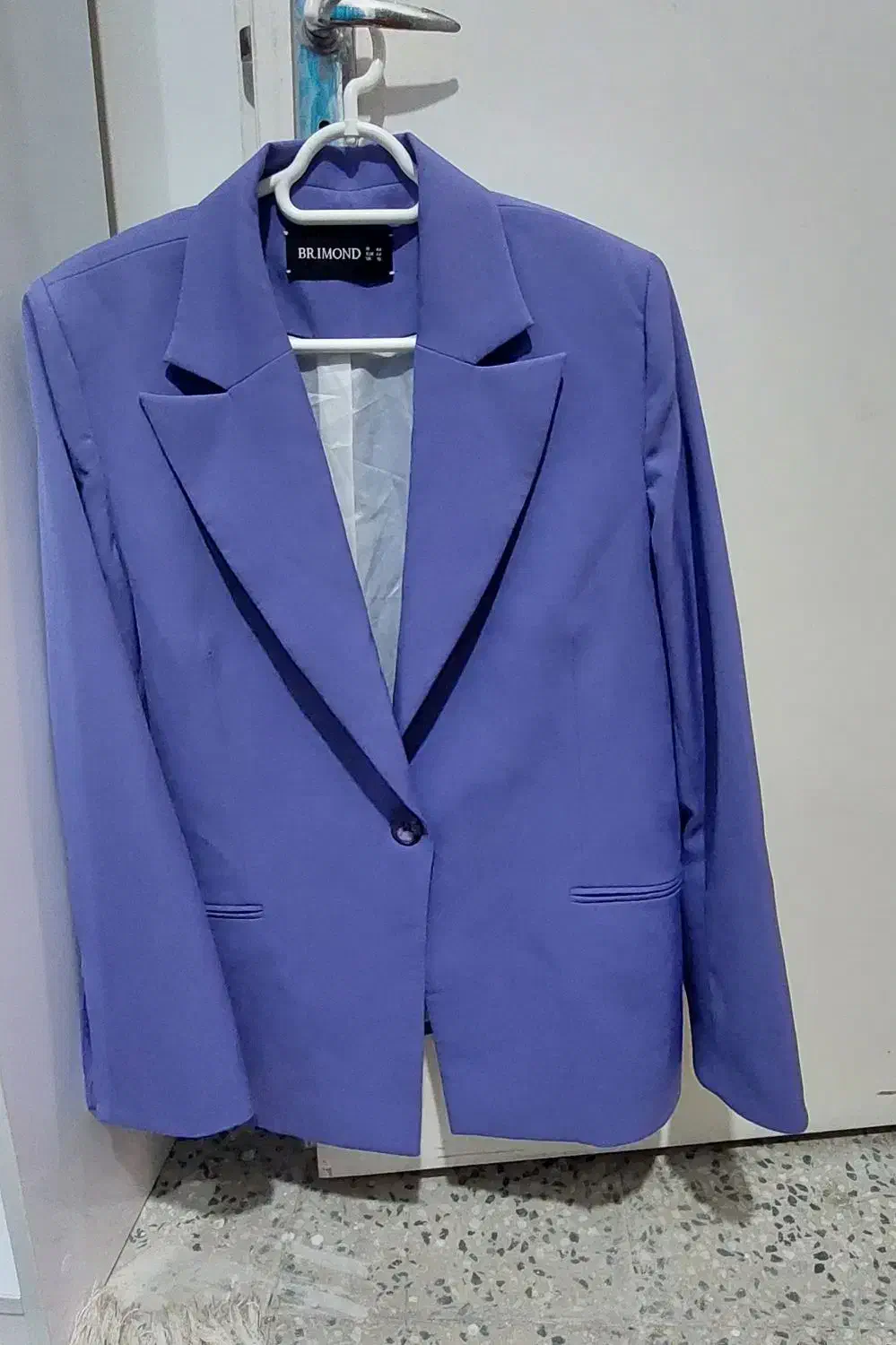 کت بسیار شیک و کاملا نو و شال کاملا نو|لباس|اهواز, زیتون کارمندی|دیوار