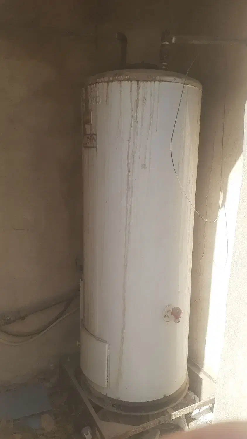 آبگرمکن ایستاده گاز  سوز|آبگرمکن، پکیج، شوفاژ|ایلام, |دیوار