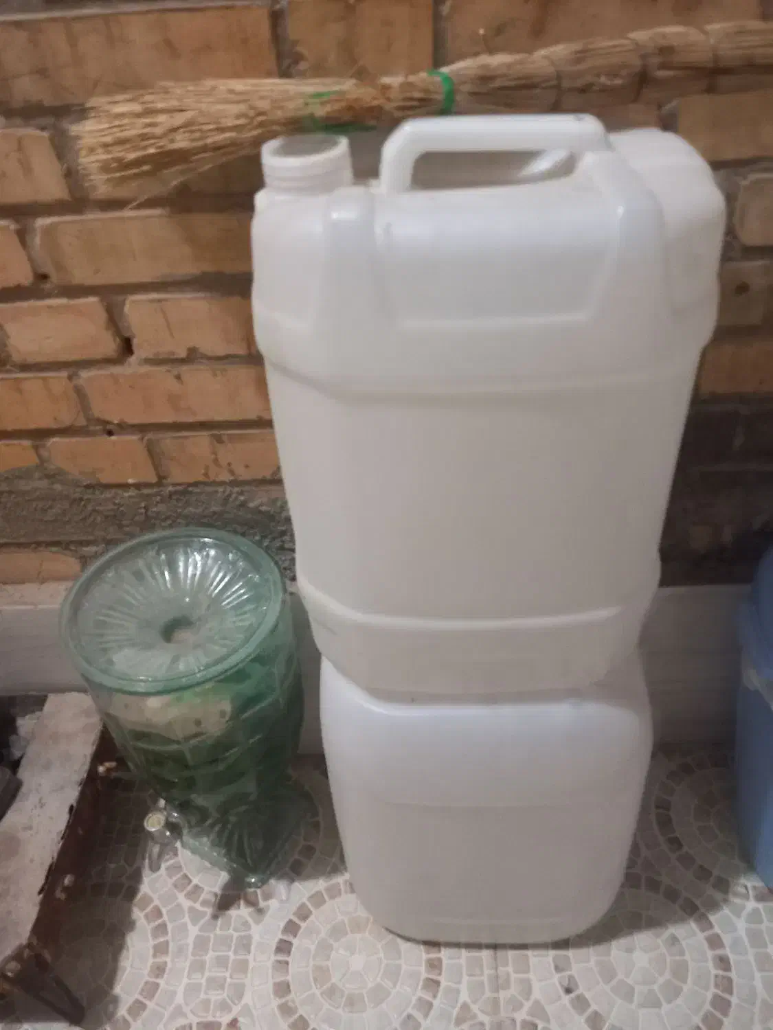 دبه ۲۰ لیتری اب|ظروف نگهدارنده، پلاستیکی، یک‌بارمصرف|خرمشهر, |دیوار