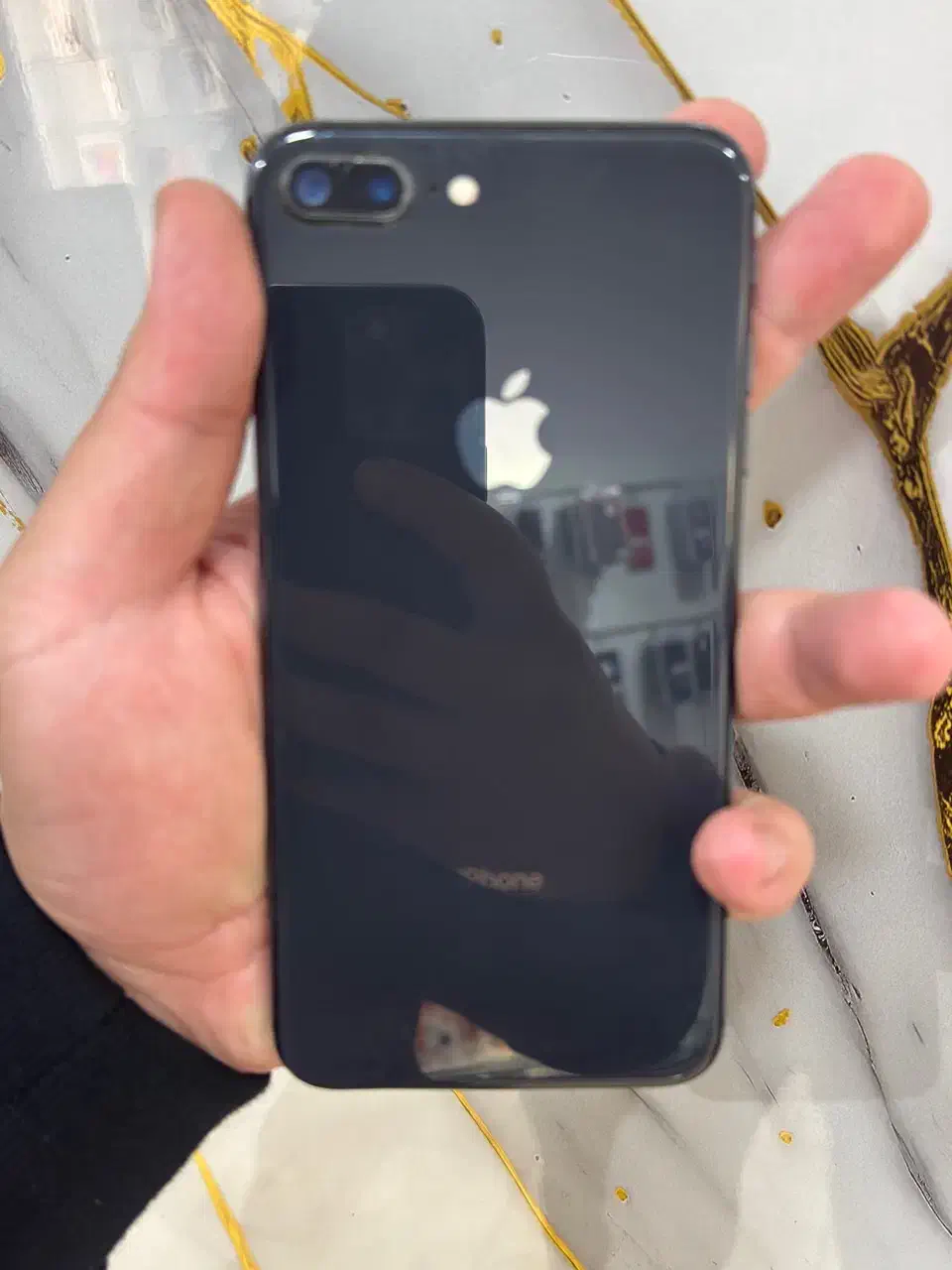 ایفون ۸ پلاس فروش ف.و.ر.ی|موبایل|کرج, کمال‌شهر|دیوار