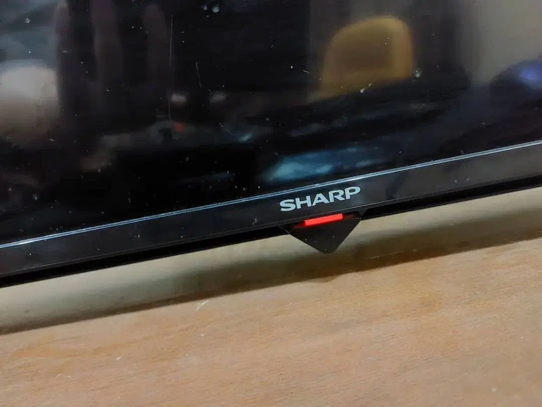 تلویزیون شارپ ۳۲ اینچ|تلویزیون و پروژکتور|رامشیر, |دیوار