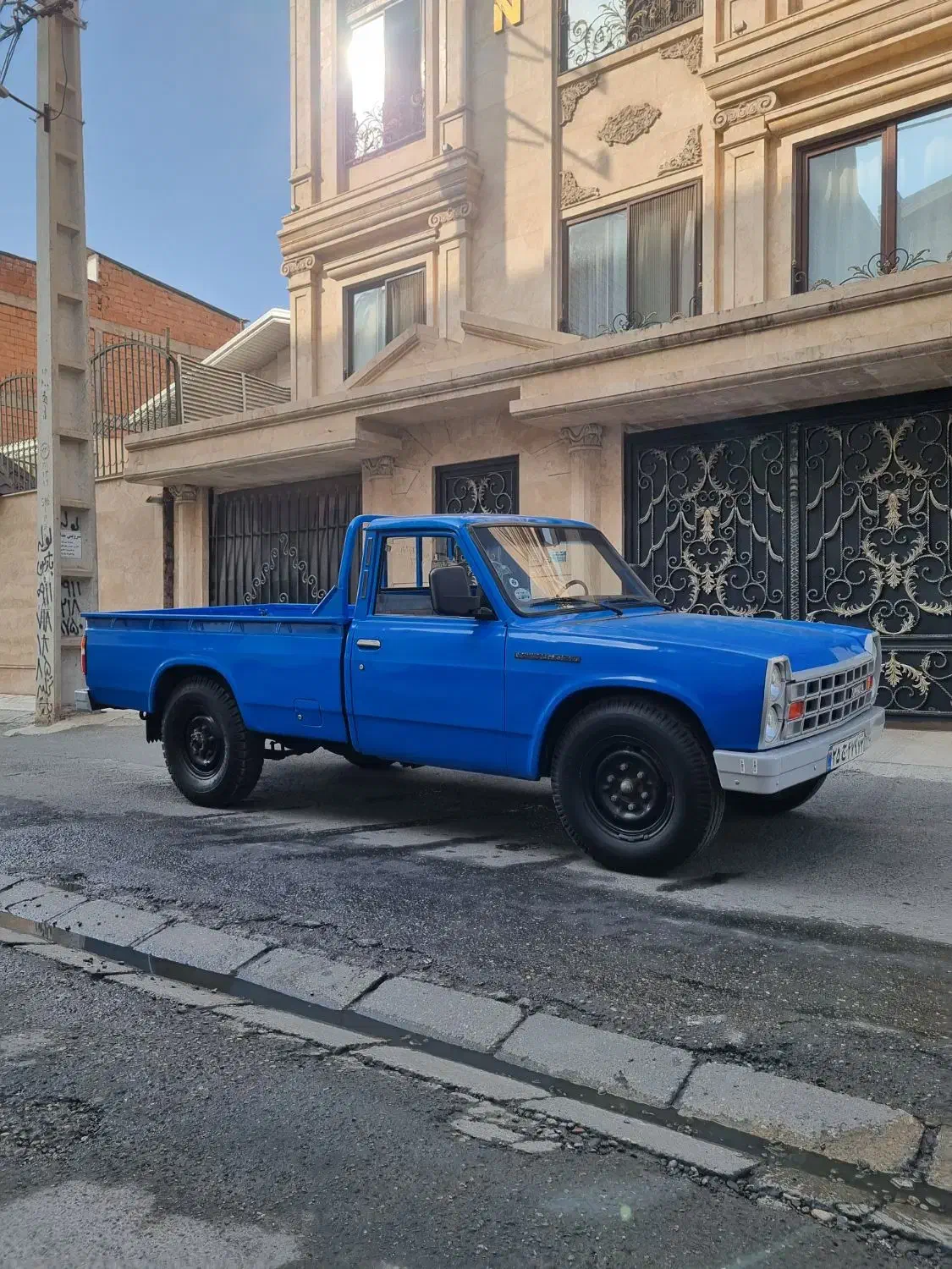 نیسان مدل ۸۳ کم کار|خودرو سواری و وانت|بابل, |دیوار