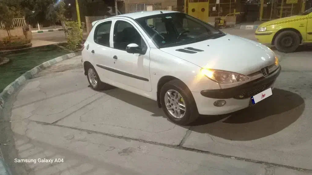 ۲۰۶تیپ ۳ مدل ۱۳۹۵ بیمه ۱ سال|خودرو سواری و وانت|کرمان, |دیوار