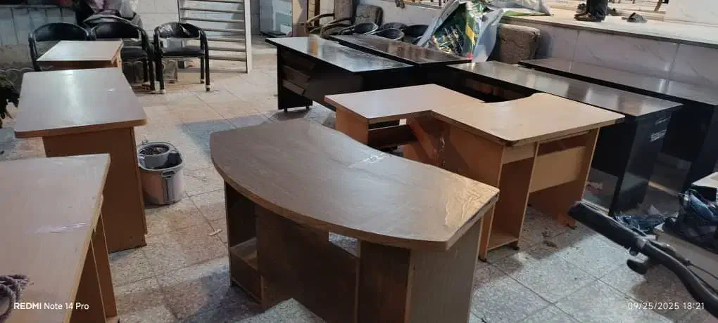 میز مدیریتی و کامپیوتری و قفسه ام دی اف|میز تحریر و کامپیوتر|لنجان, |دیوار