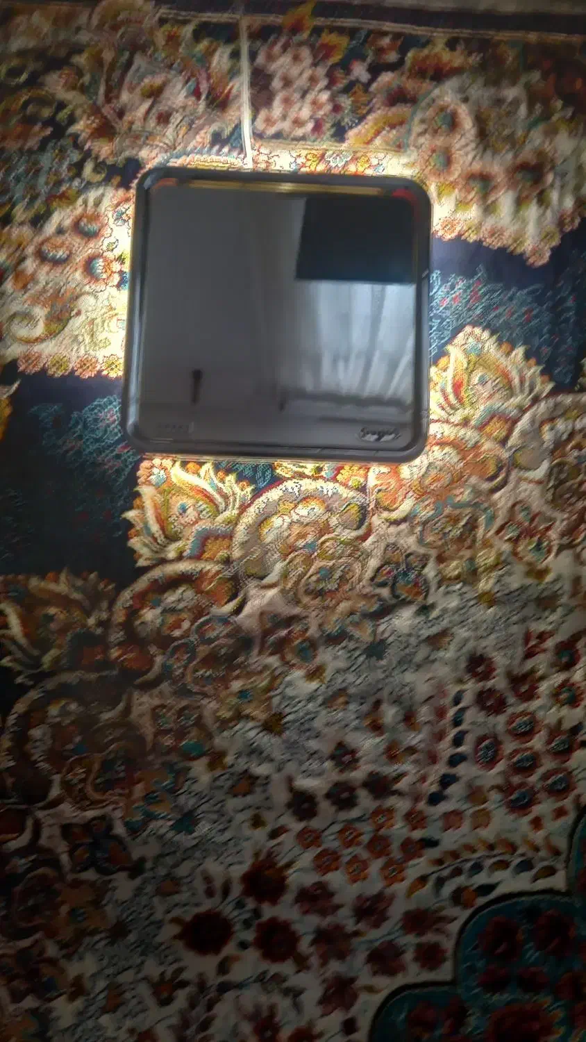 اینه|آینه|صباشهر, |دیوار