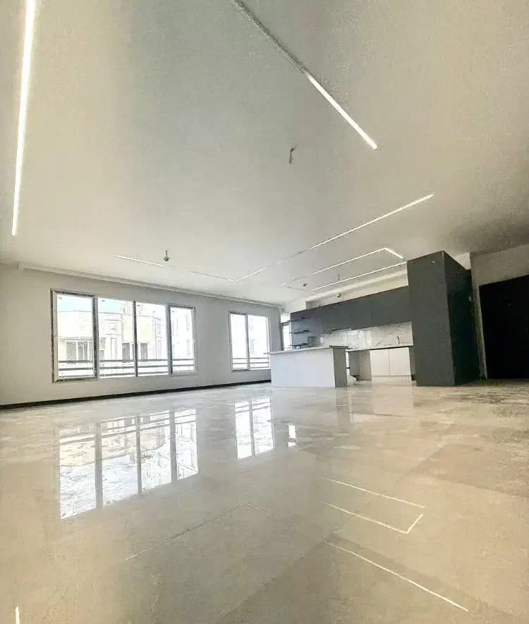 ۱۴۰ متر/ نوساز کلید نخورده/طبقه۳/فول