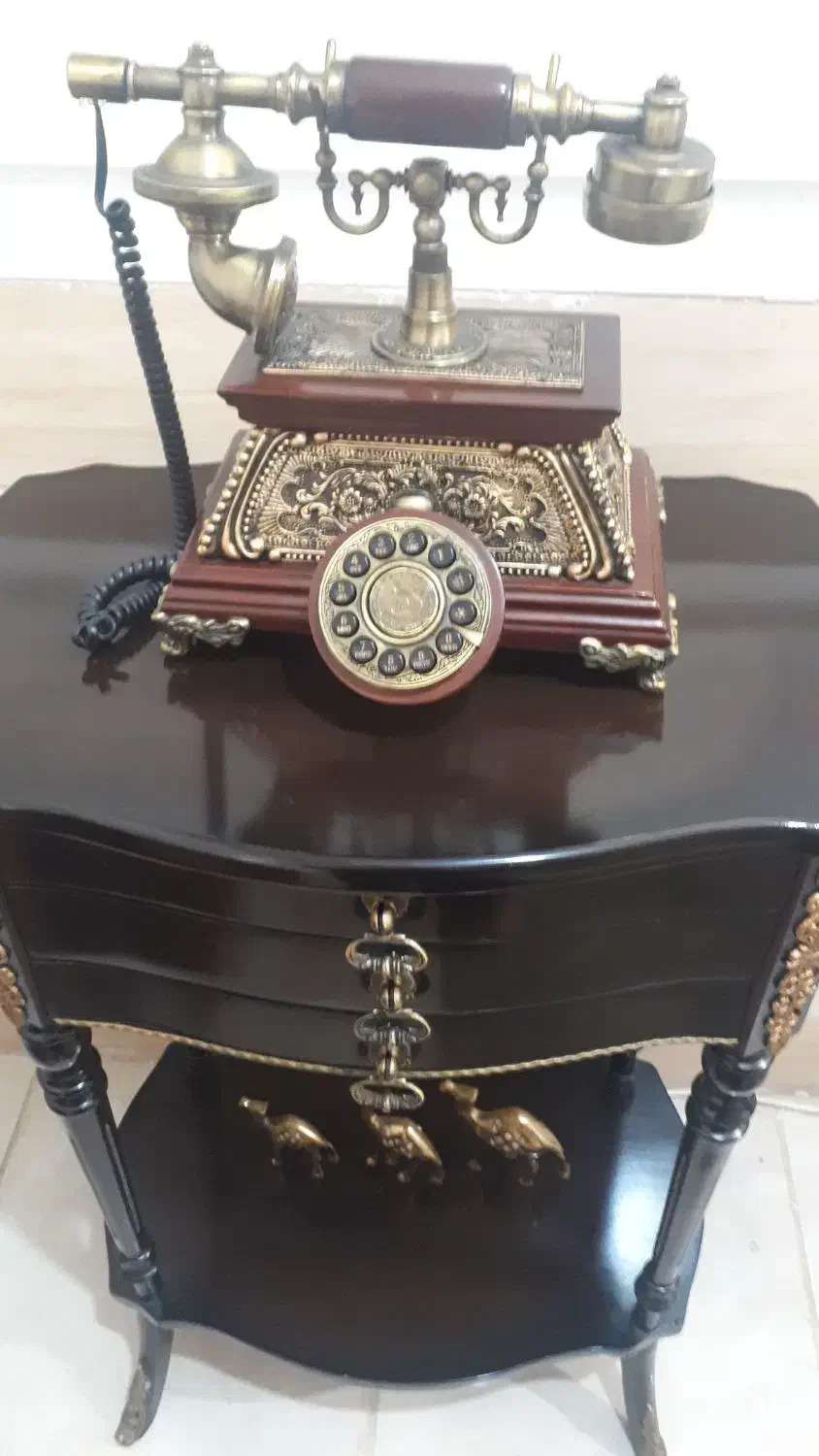 میز تلفن چوبی تمیز ونو|میز تلفن|شوشتر, |دیوار