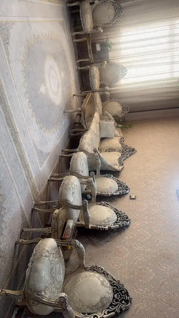 مبل سلطنتی 9نفره|مبلمان خانگی و میز عسلی|تهران, یاخجی آباد|دیوار