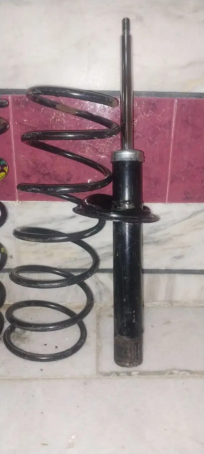 کمک و فنر فابریک فنر پژو و سمند|قطعات یدکی و لوازم جانبی|کرج, باغستان|دیوار