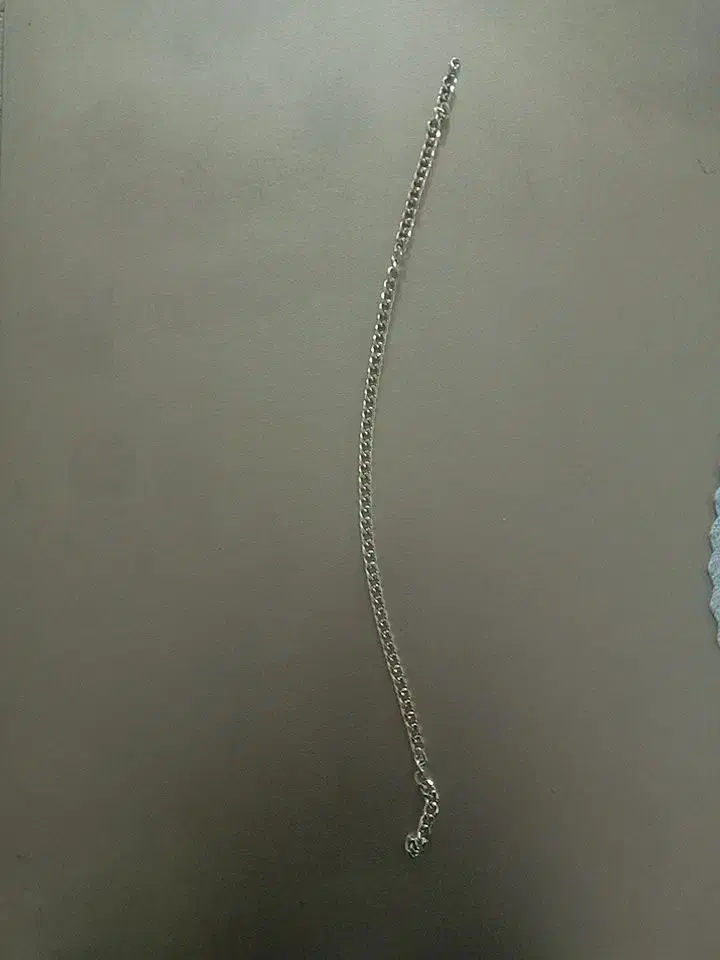 گردنبند طلایی ارزان۷۰ تومن تخفیف هم میدم آلومینیوم|بدلیجات|لنگرود, |دیوار