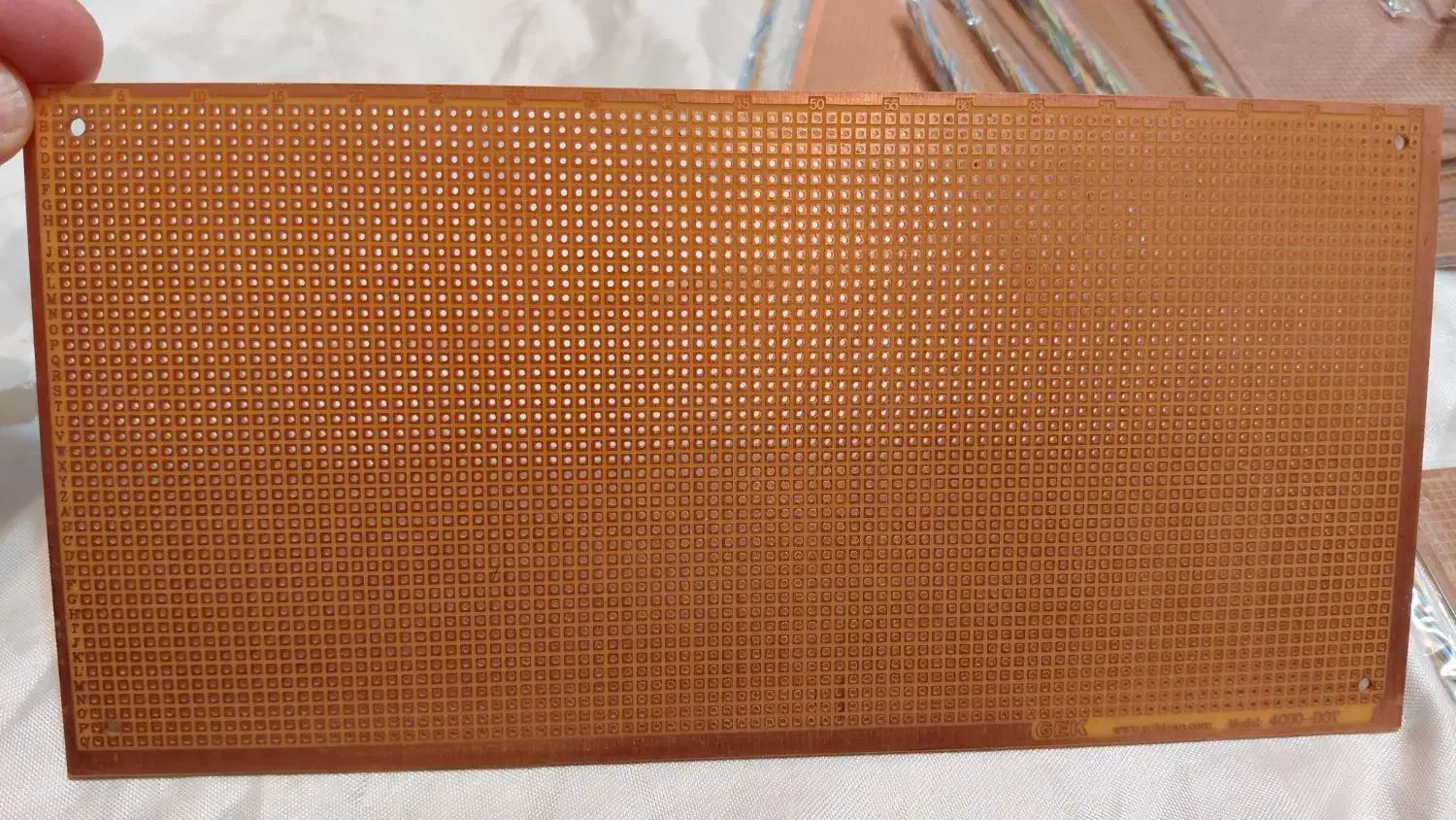 برد سوراخ دار ۴۰۰۰ نقطه با سیم  اکبند|قطعات و لوازم جانبی رایانه|تبریز, |دیوار