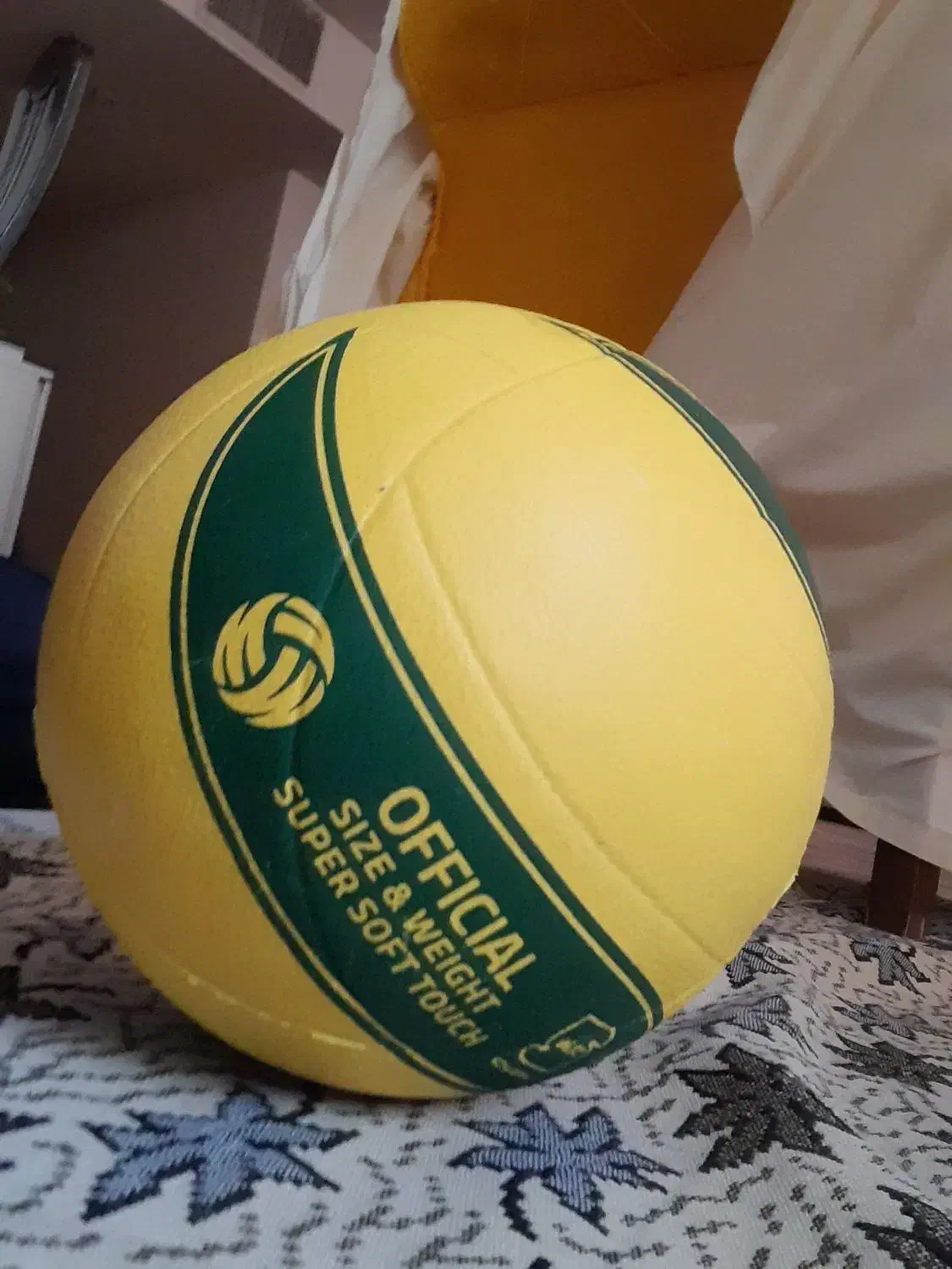 توپ والیبال بتا|ورزش‌های توپی|شاهین‌شهر, عطار|دیوار