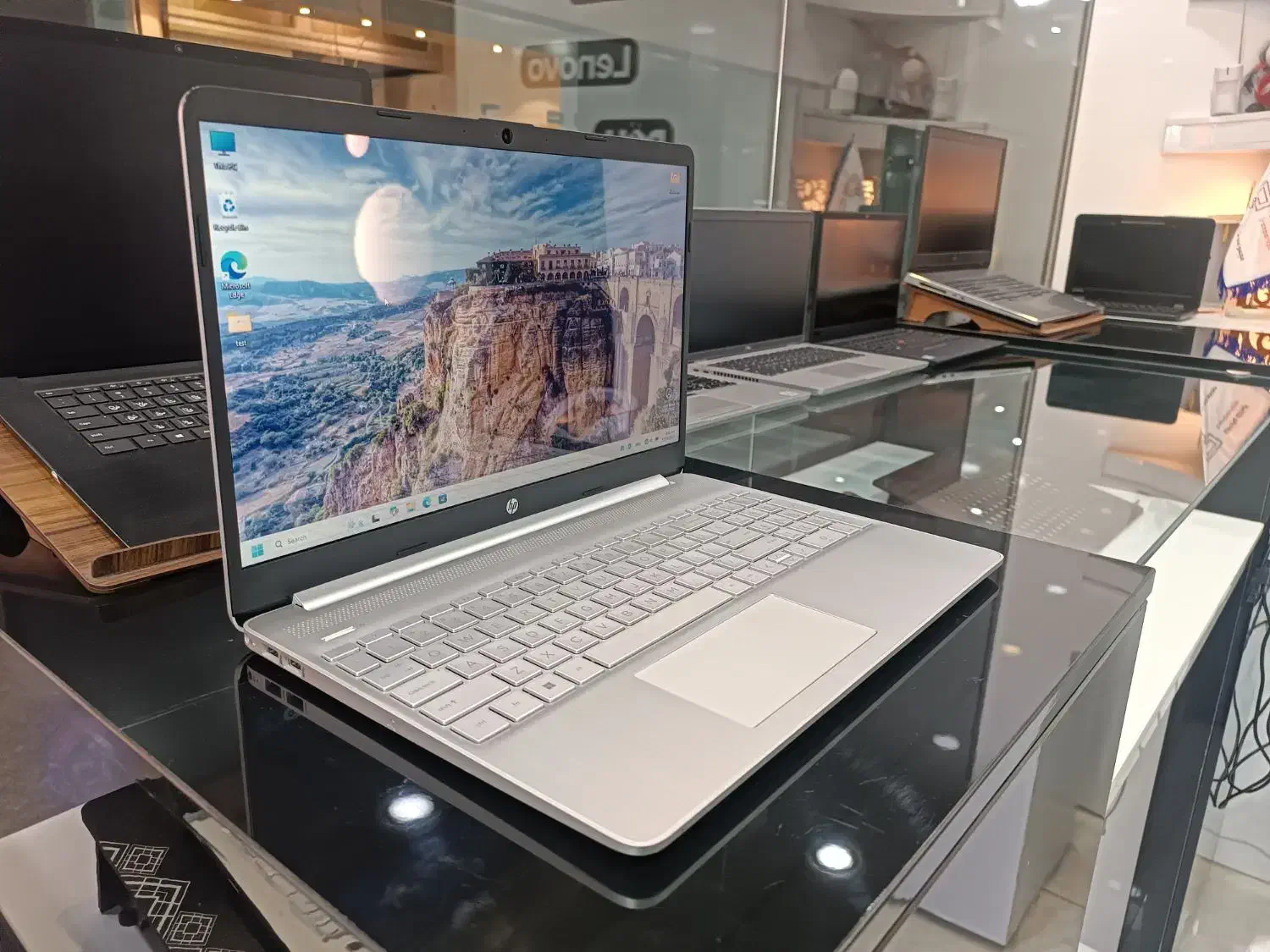 HP PAVILION 15 نمایشگر لمسی|رایانه همراه|شیراز, شهرک گلستان|دیوار