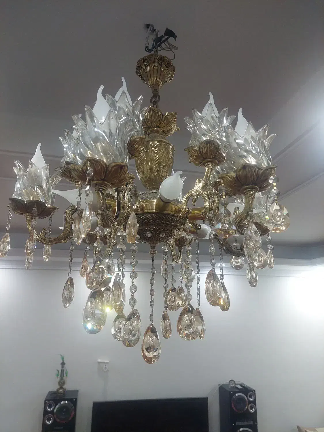 لوستر برنجی تمیز و در حدنو|لوستر و چراغ آویز|تهران, شهید رجایی|دیوار