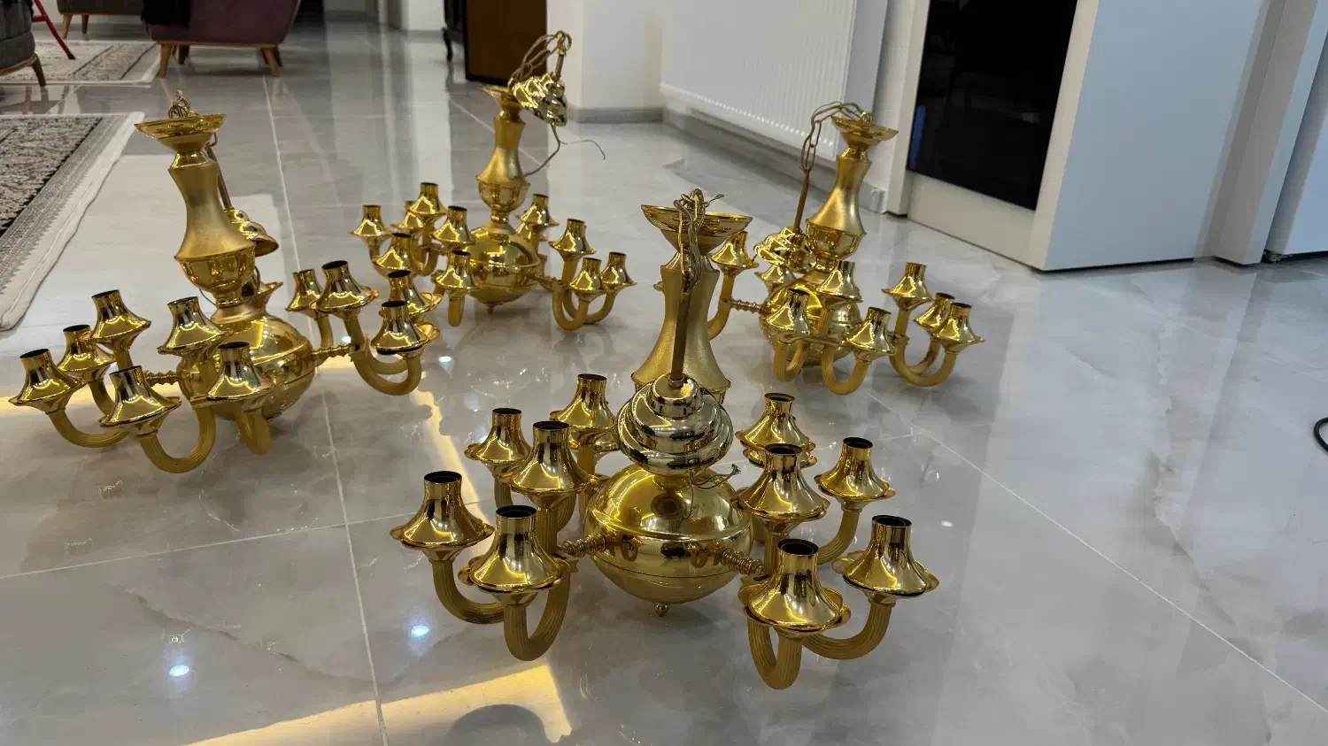 لوستر طلایی رنگ ثابت|لوستر و چراغ آویز|ارومیه, |دیوار