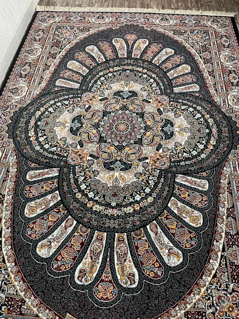 فروش فرش دسته دوم|فرش|صدرا-فارس, فاز ۱|دیوار