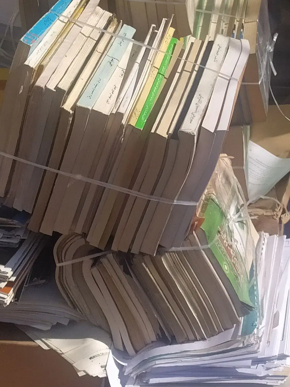 خریدوفروش ضایعات آهن مس برنج کتاب کارتون|عمده‌فروشی|تهران, پاسداران|دیوار