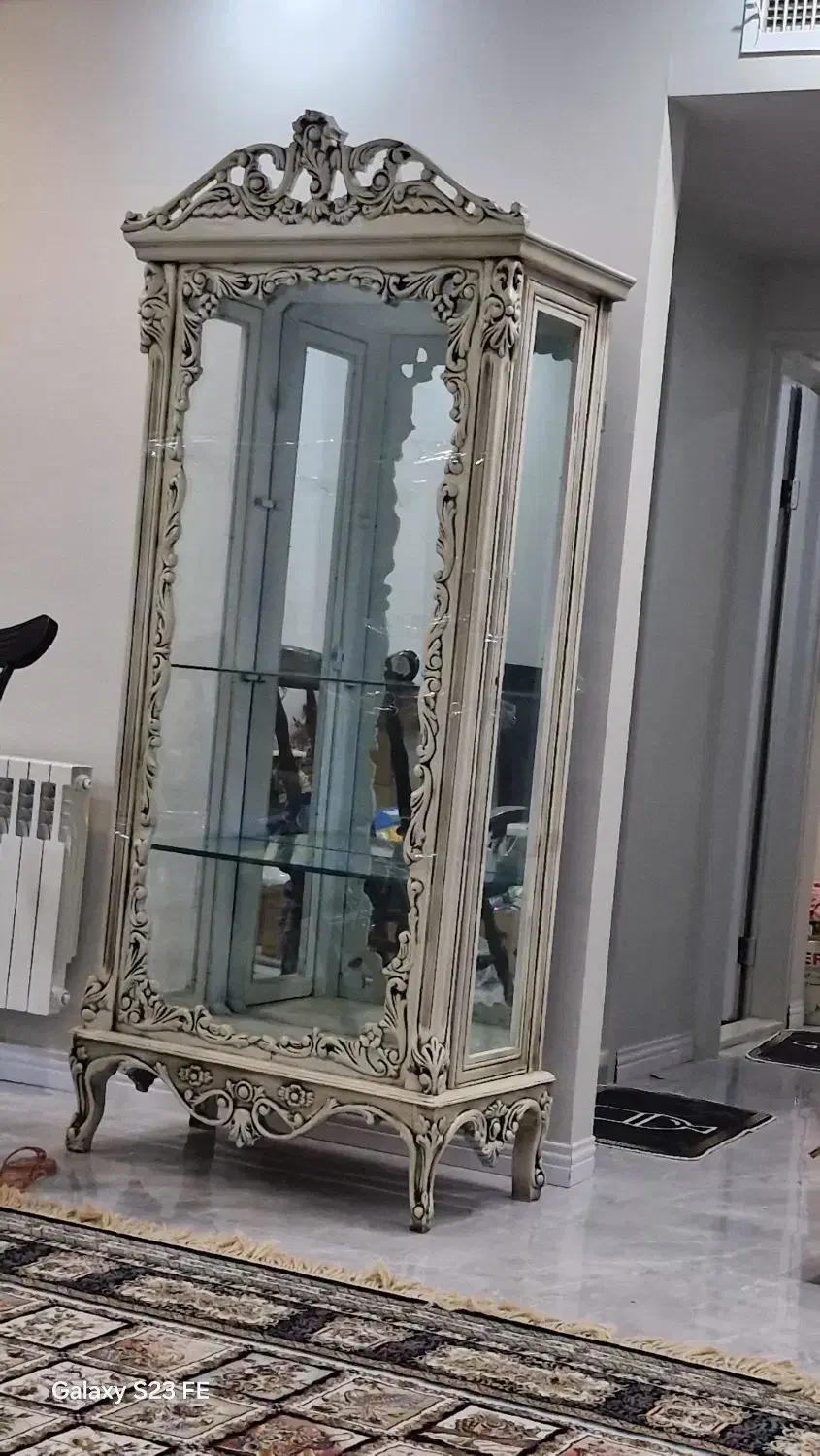 بوفه ویترین نو بدون هیچ گونه خط و خش|بوفه، ویترین، کنسول|تهران, تهرانسر شمالی|دیوار