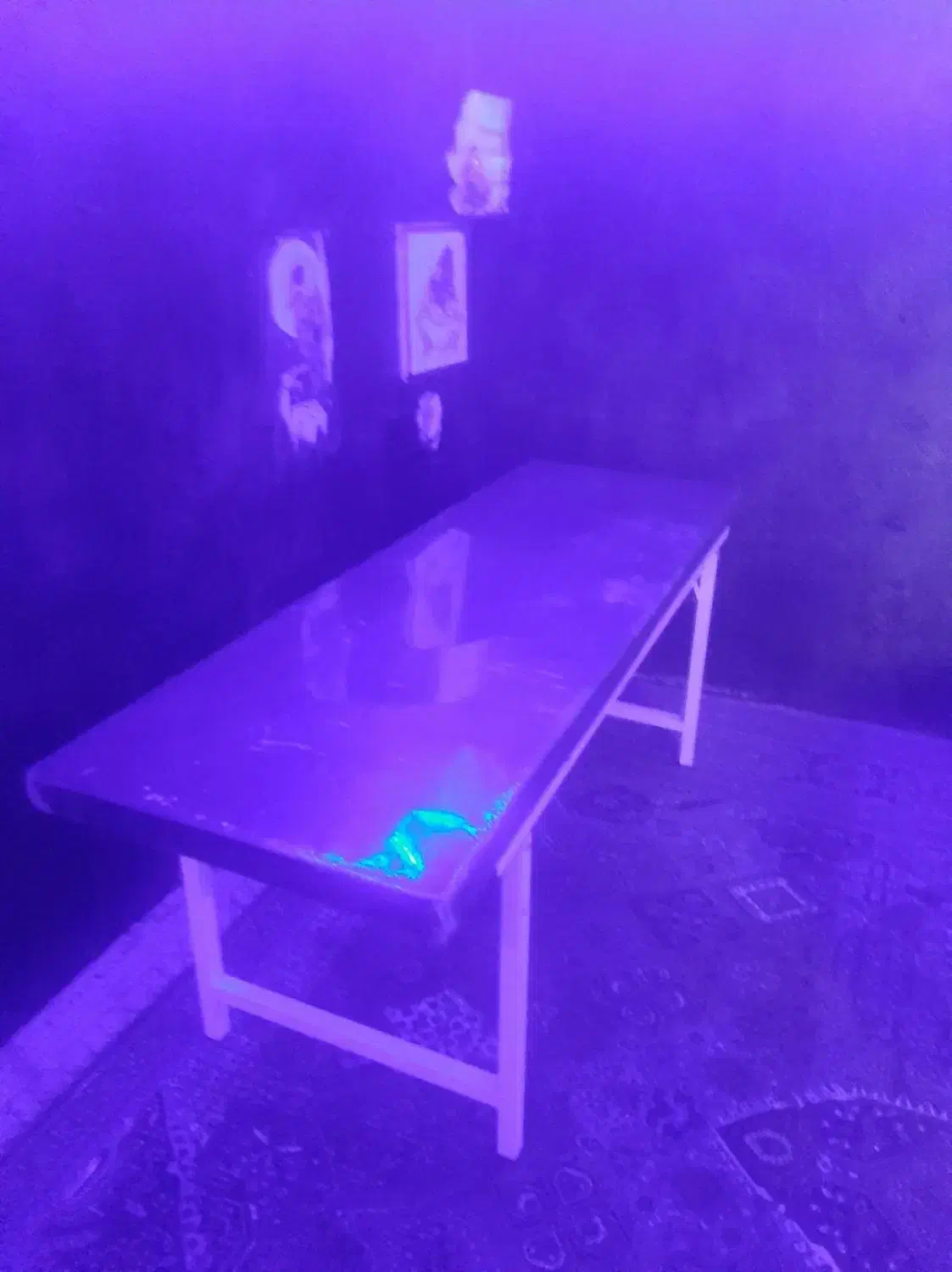 تخت تتو|آرایشی، بهداشتی، درمانی|آبیک, |دیوار