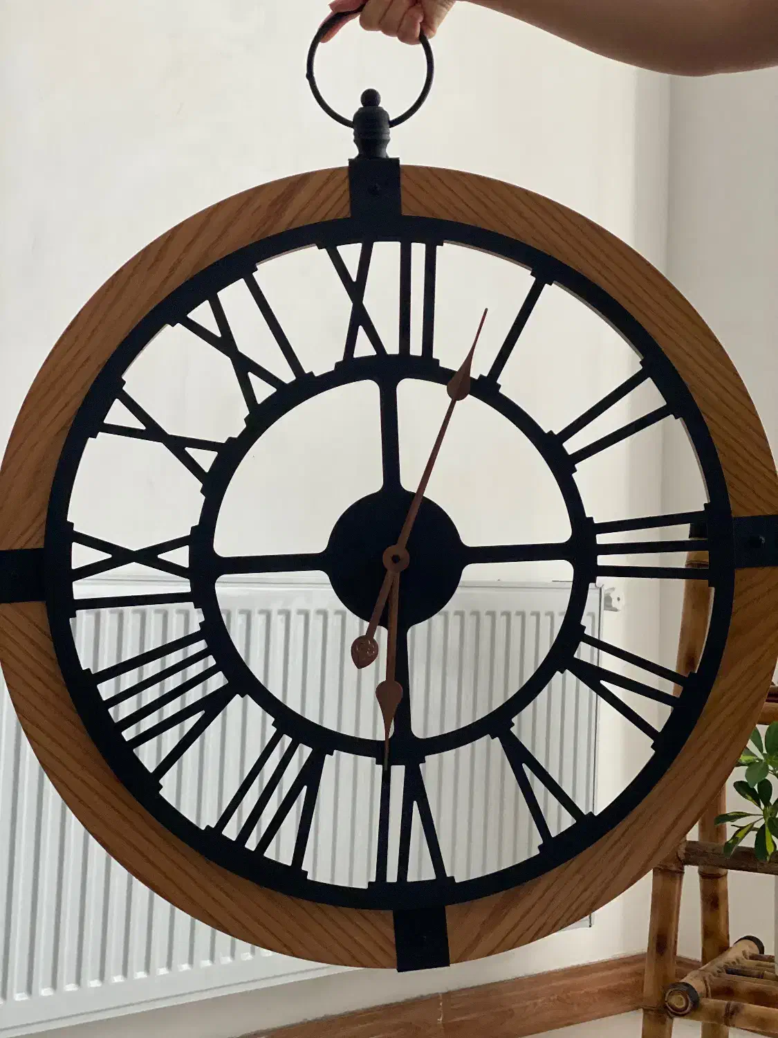 ساعت دیواری|ساعت دیواری و تزئینی|شیروان (خراسان), |دیوار