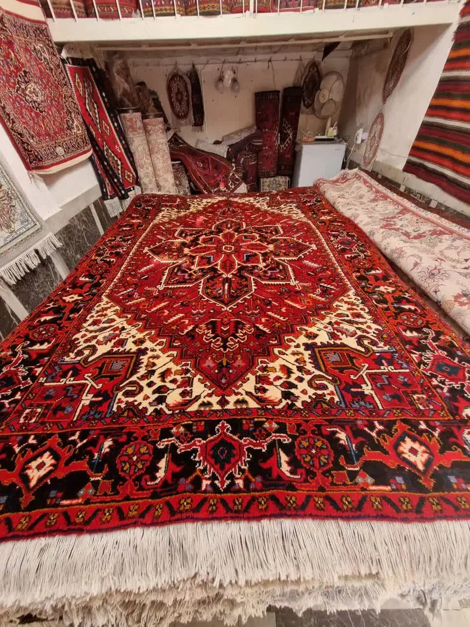 فرش های صفر و کهنه|فرش|مراغه, |دیوار