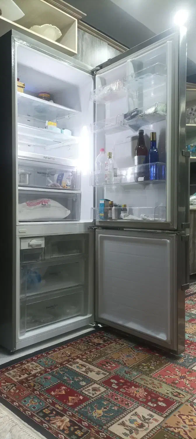 یخچال فریزر ال جی اصل کره ، خریداری شده از بندر|یخچال و فریزر|شاهین‌شهر, فدک|دیوار