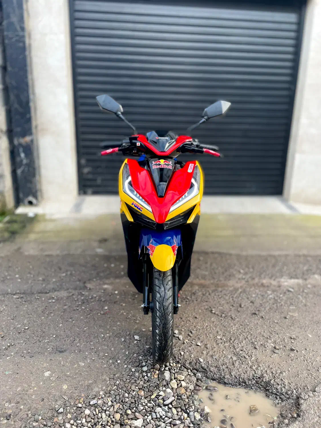 طرح کیلیک ردبول درحد صفر|موتورسیکلت|رشت, پستک|دیوار