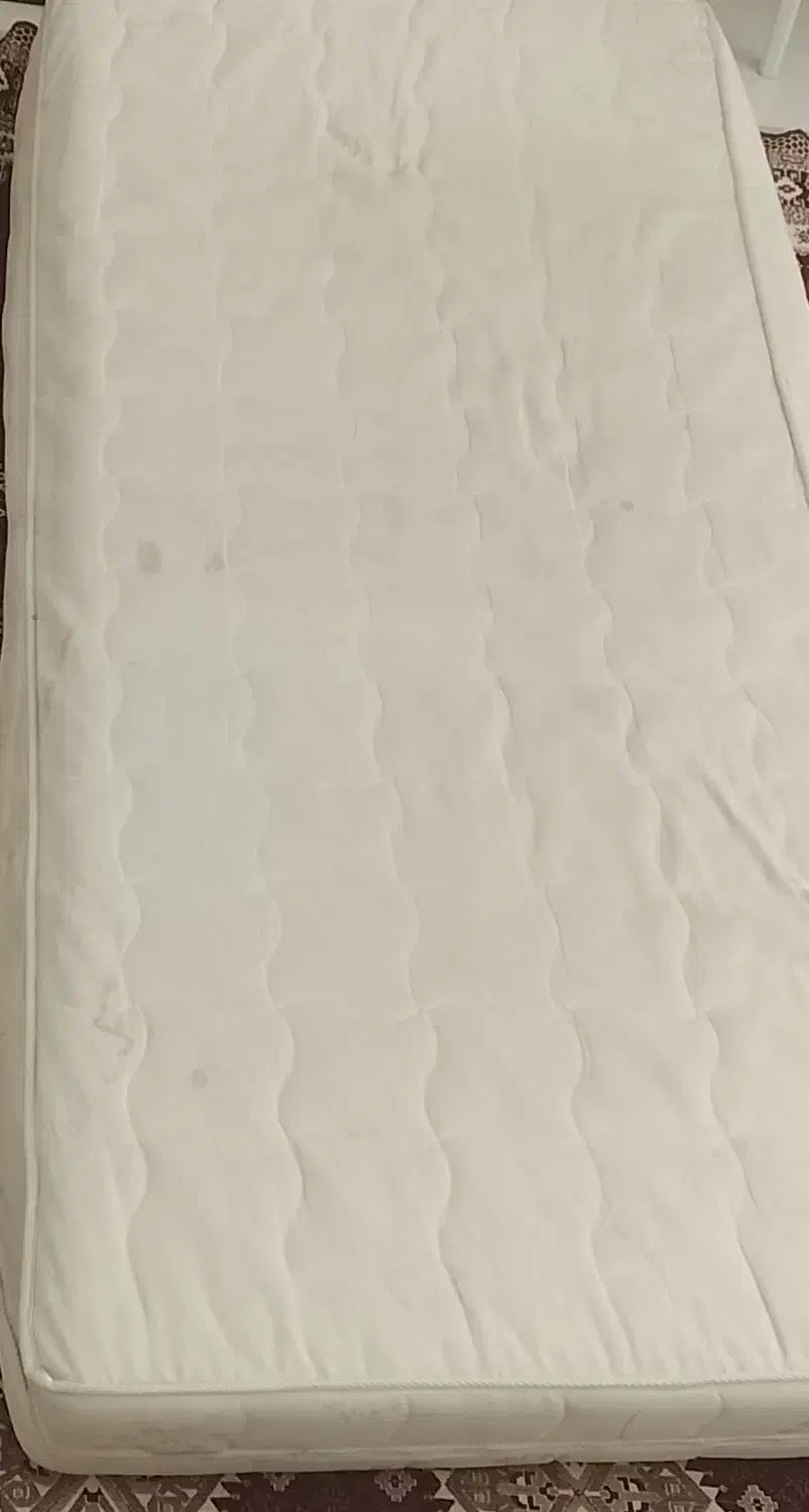 تشک تک نفره|تشک تختخواب|مشهد, هفت تیر (حافظ)|دیوار