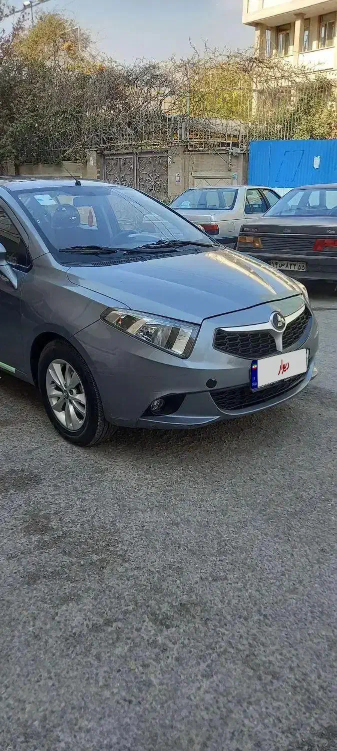 برلیانس ۲۳۰ اتومات آخر ۱۳۹۶ کم کارکرد با سانروف|خودرو سواری و وانت|تهران, گلستان (شهرک راه آهن)|دیوار