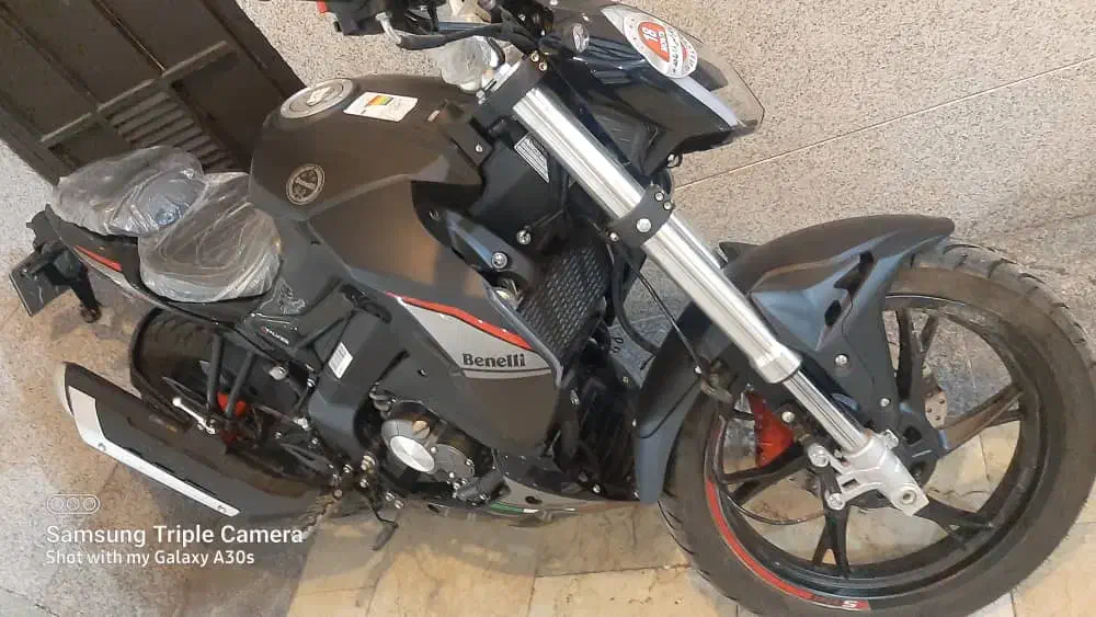 بنلی ۱۸۰ s|موتورسیکلت|مشهد, هفده شهریور|دیوار