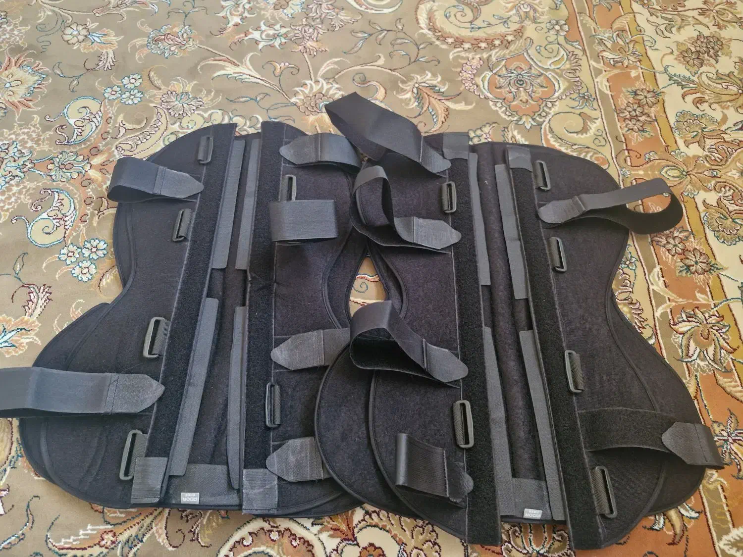 زانو بند|پزشکی|صدرا-فارس, فاز ۱|دیوار