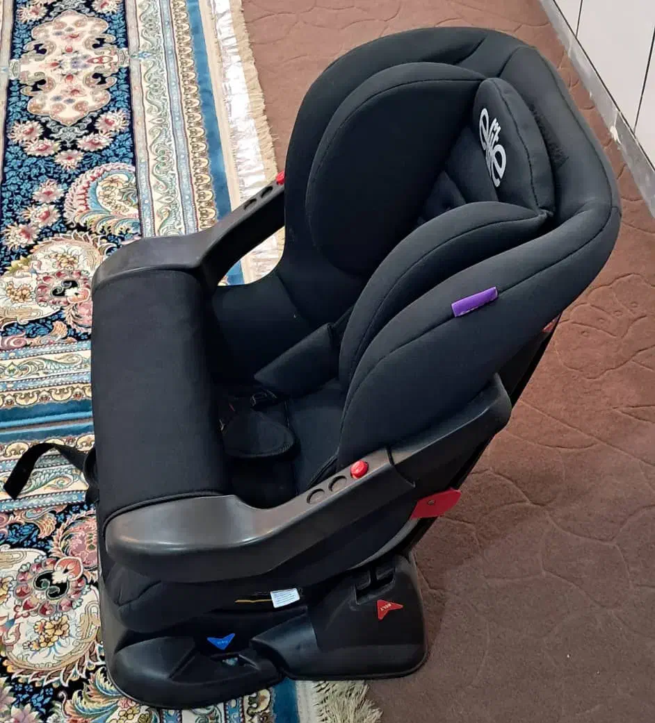 صندلی ماشین  کودک|تخت و صندلی بچه|فرخ‌شهر, |دیوار