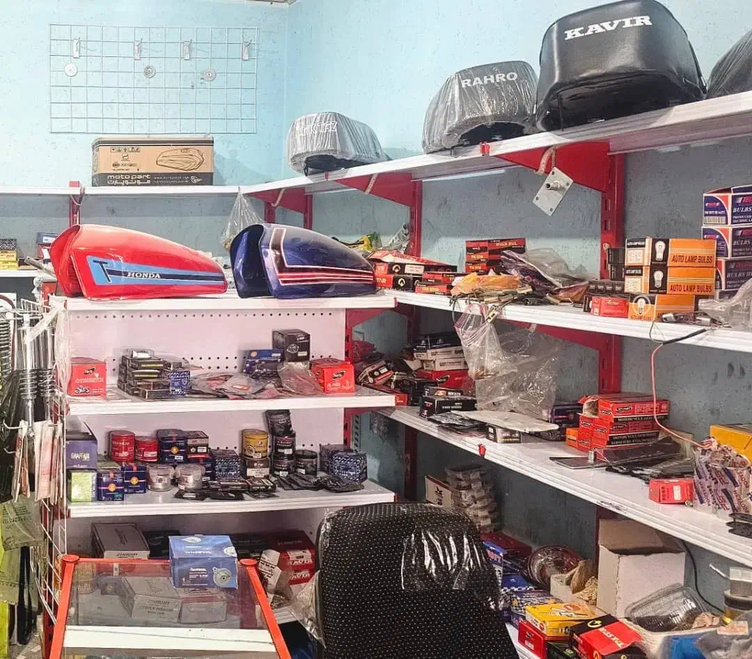 واگذاری لوازم یدکی موتور|فروشگاه و مغازه|خورموج, |دیوار