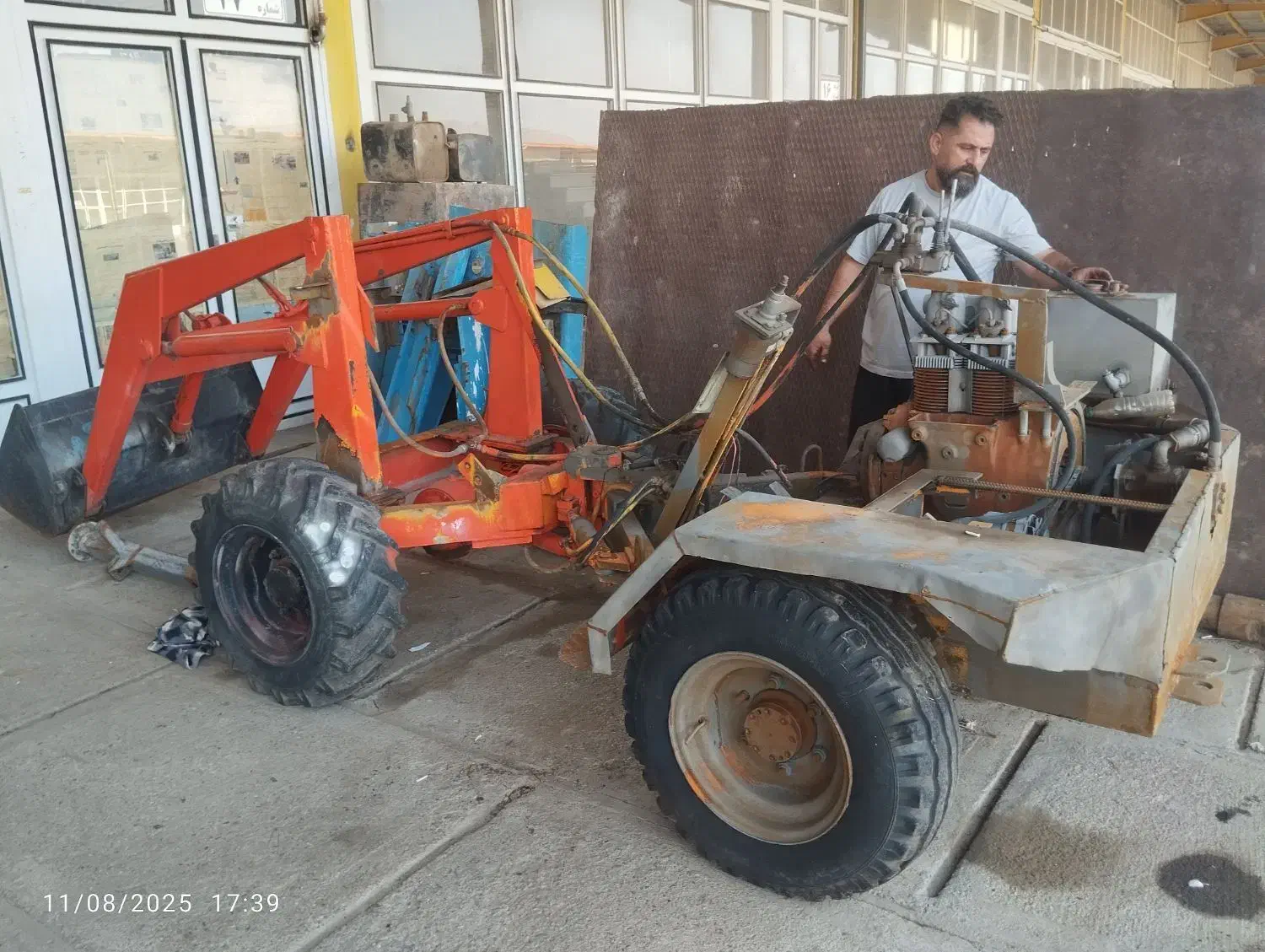 می نی لودر|ماشینآلات صنعتی|بوکان, |دیوار