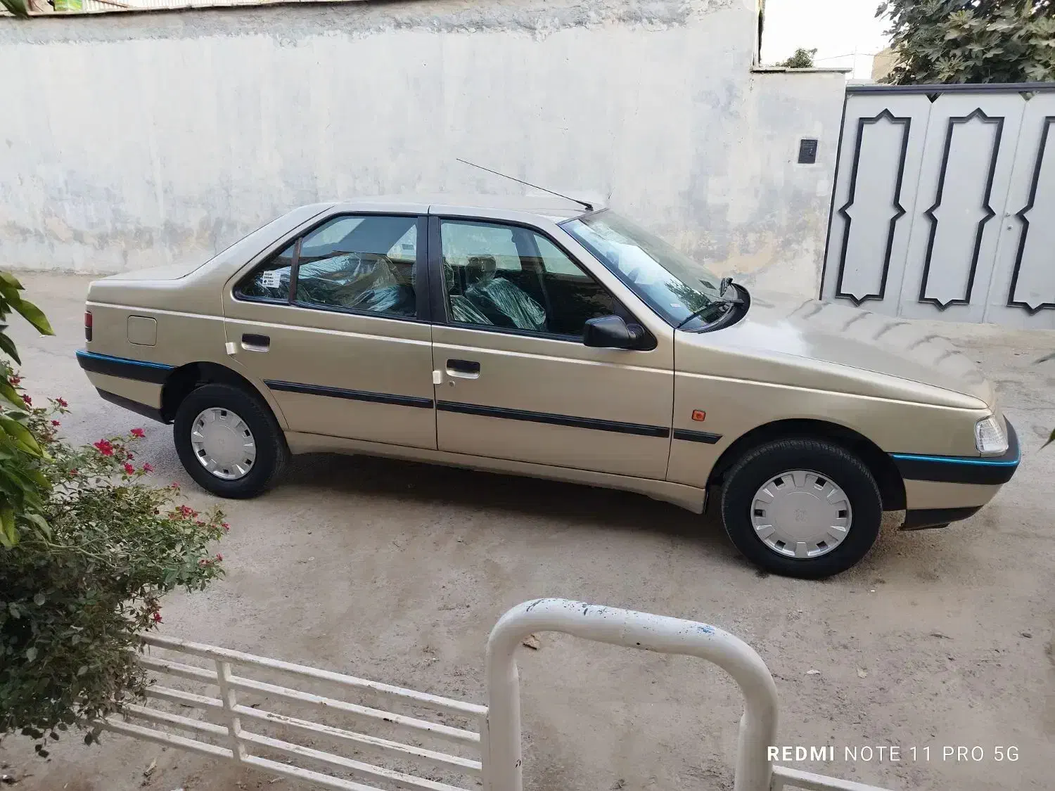پژو۴۰۵ مدل ۸۳ عروسک بدون ضربه شاسیها پلم موتور صفر|خودرو سواری و وانت|شیراز, فلکه گاز|دیوار