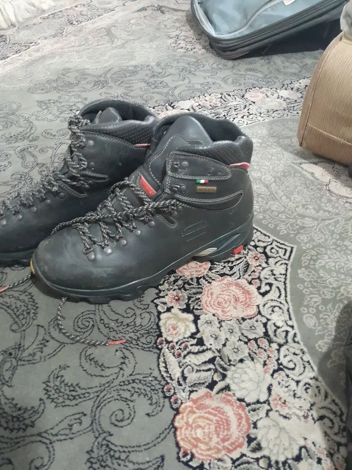 کفش کوهنوردی خیلی خوب آمریکای|کیف، کفش، کمربند|تربت جام, المهدی|دیوار