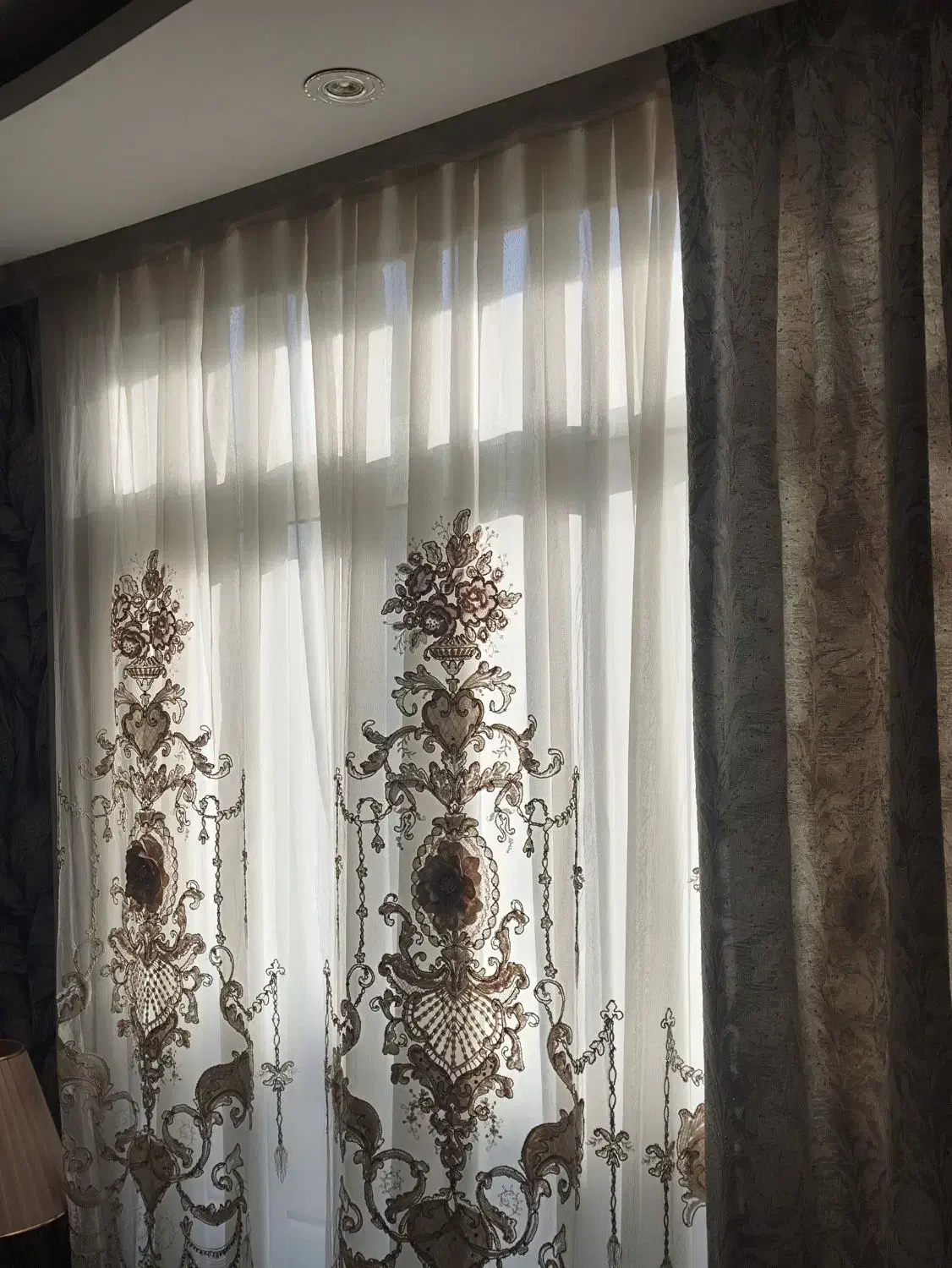 ۲ عدد پرده ی ترک وارداتی|پرده، رانر، رومیزی|تهران, امیریه|دیوار