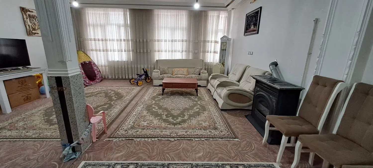 اپارتمان طبقه یک میدان قدیری طالبی ۲|اجارهٔ آپارتمان|اردبیل, |دیوار