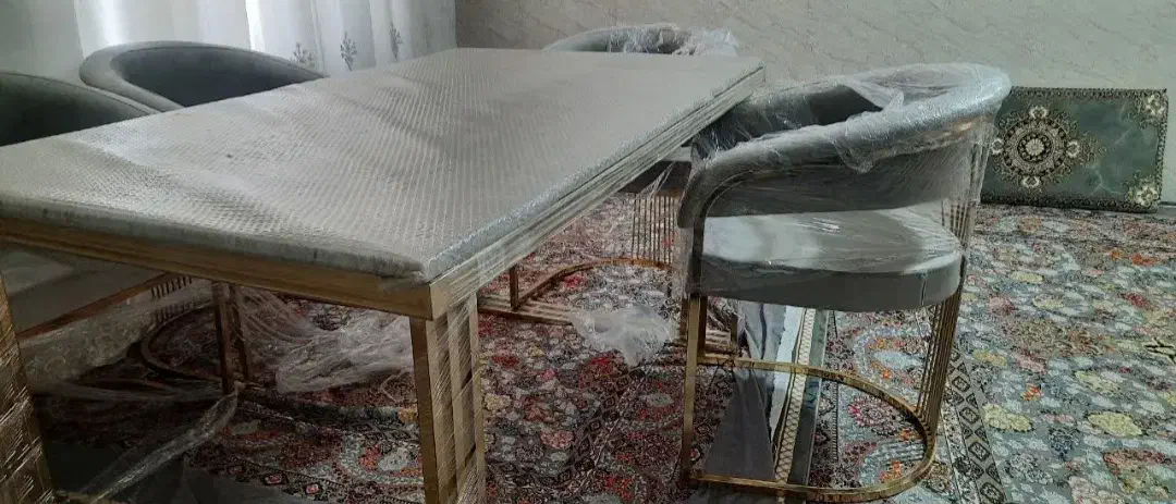 میز ناهار خوری|میز و صندلی غذاخوری|هشتگرد, شهرک ولیعصر (مصلی)|دیوار